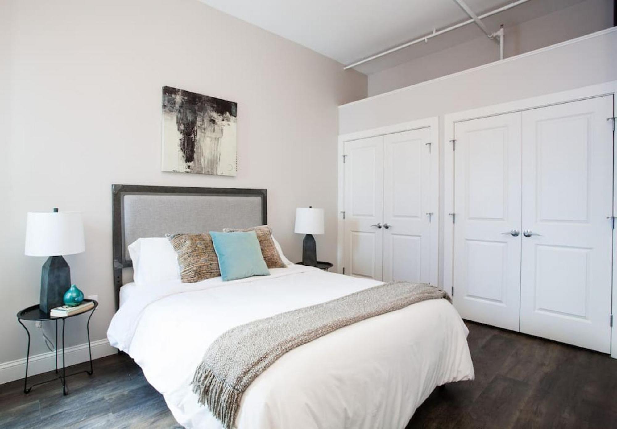 Centrally Located Luxurious Loft Walk Anywhere Boston